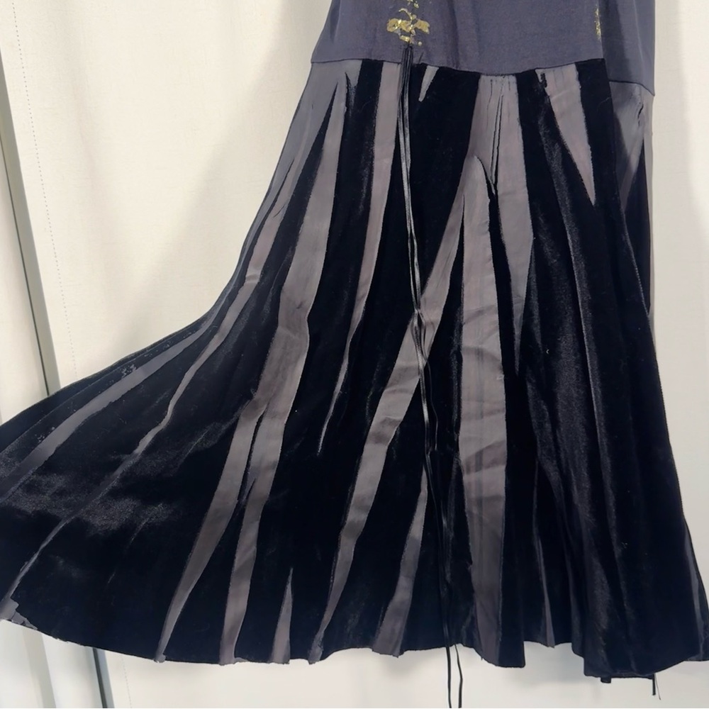 Vintage Marciano Black & Gold Ruched Midi Dress - Picture 5 of 8